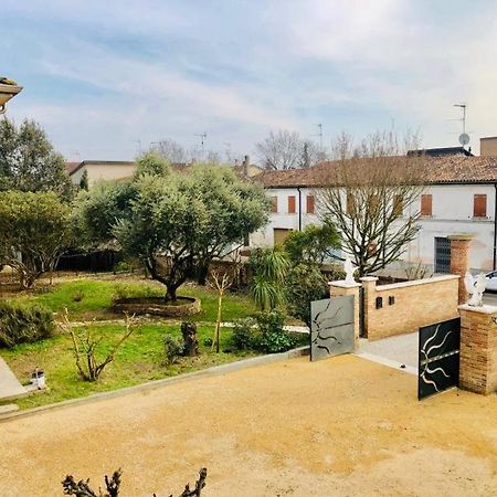 מאנטובה B&B Villa Ermanna מראה חיצוני תמונה